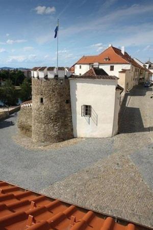 Hotel U Zlateho Byka Písek Kültér fotó